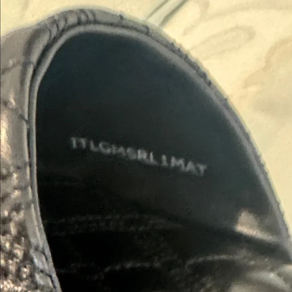 Burberry Quilted Slide Sandal. Ladies 8.5 - Picture 11 of 16